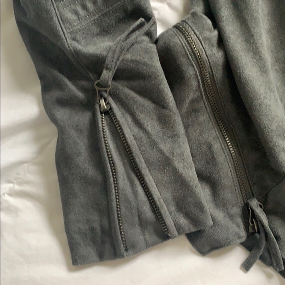 Moto Jacket - Picture 3 of 7
